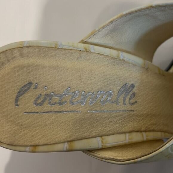 Lintervalle Yellow Croc Embossed Leather Block Heel Sandals Size 40 - Picture 13 of 13